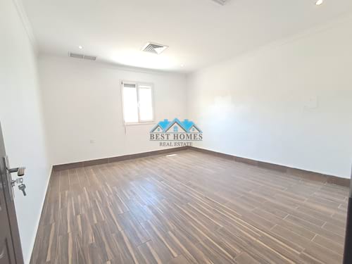 Spacious 3 Bedroom Apartment with Balcony in Zahra