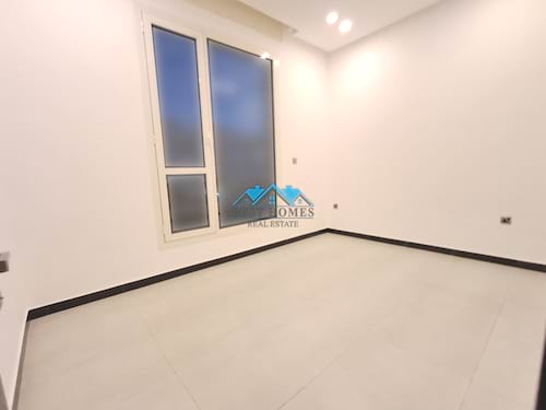 Modern 4 Master Bedrooms Apartment with Balcony's in Zahra