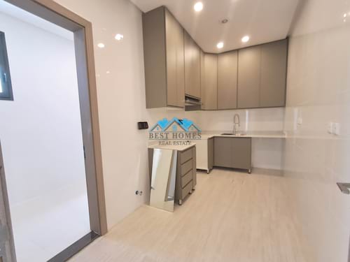 Nice 3 Bedrooms Apartment with Rooftop in Shuhadah