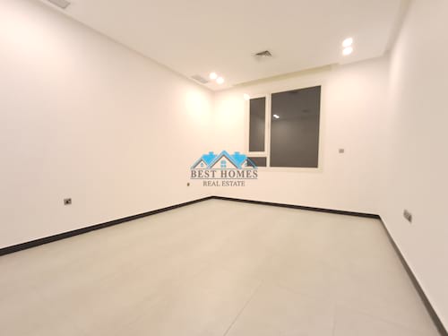 Modern 4 Master Bedrooms Apartment with Balcony's in Zahra