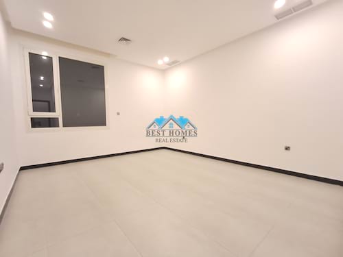 Modern 4 Master Bedrooms Apartment with Balcony's in Zahra