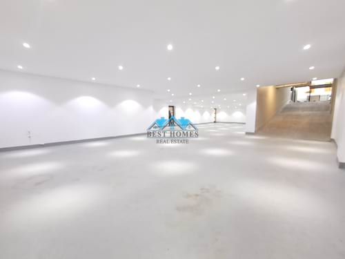 5 Bedrooms Ground Floor Duplex in Funaitees