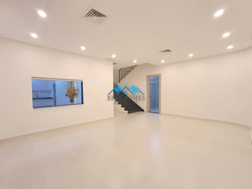 5 Bedrooms Ground Floor Duplex in Funaitees