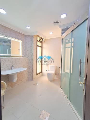 Spacious 6 Master Bedrooms Villa with Large Garden in Jabriya