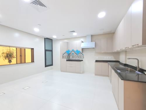 5 Bedrooms Ground Floor Duplex in Funaitees