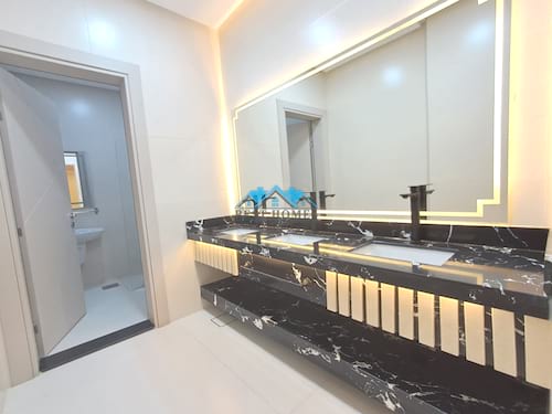 5 Bedrooms Ground Floor Duplex in Funaitees