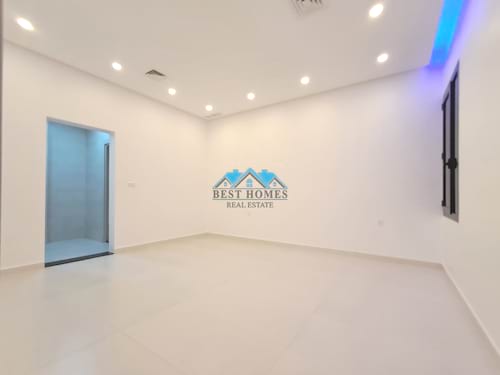 5 Bedrooms Ground Floor Duplex in Funaitees