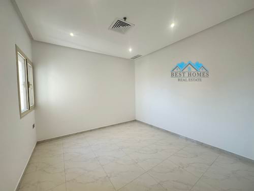 Nice and Spacious 03 Bedroom Apartment in Salmiya