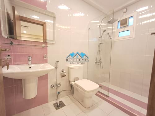 Spacious & Modern 5 Bedrooms Floor in Jabriya