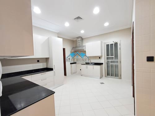 4 Bedrooms Ground Floor in West Mishref
