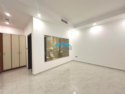 3 Bedrooms Beach Front Ground Floor Apartment in Abu Al Hasaniya