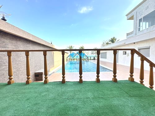 3 Bedrooms Beach Front Ground Floor Apartment in Abu Al Hasaniya