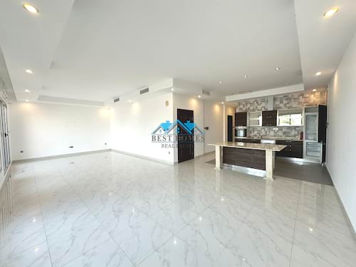 3 Bedrooms Beach Front Ground Floor Apartment in Abu Al Hasaniya