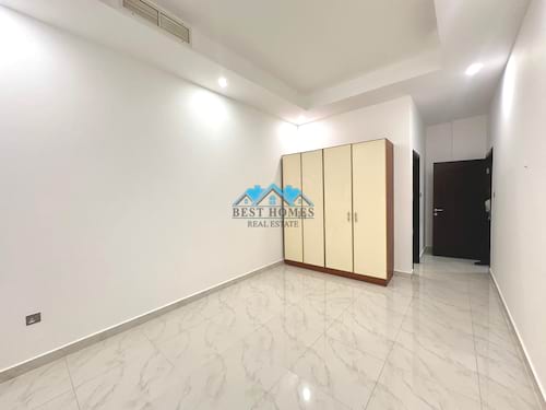 3 Bedrooms Beach Front Ground Floor Apartment in Abu Al Hasaniya