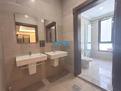 Spacious 4 Bedroom Floor Apartment with Maid’s Room in Surra