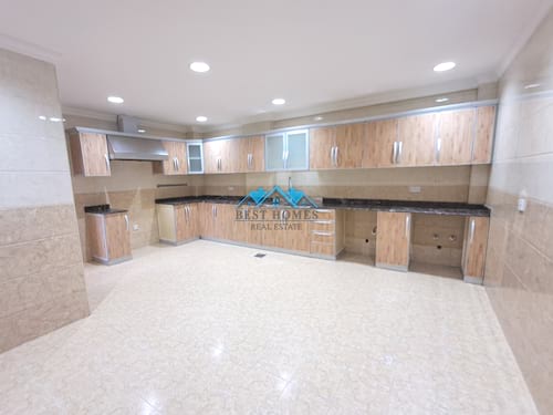 Spacious 4 Bedrooms Duplex Apartment with Private Entrance in Rumaithiya