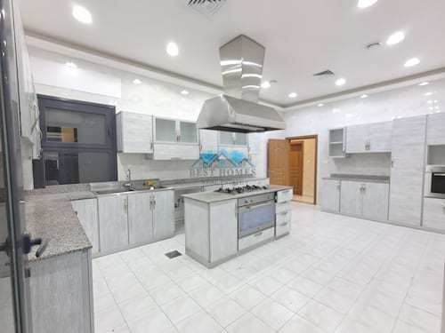 Spacious 4 Bedrooms Duplex Apartment in Funaitees