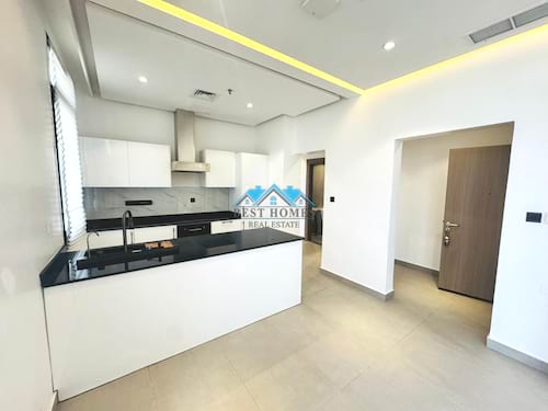 Premium 2 Bedrooms Apartment with Balcony in Hessa Al Mubarak