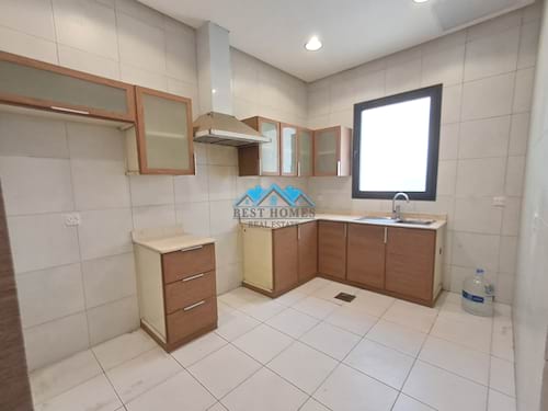 Spacious 4 Bedroom Modern Apartment in Zahra