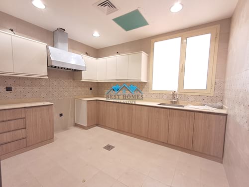 Brand New 5 Bedrooms Floor in Salam Area
