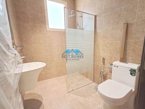 Brand New 5 Bedrooms Floor in Salam Area
