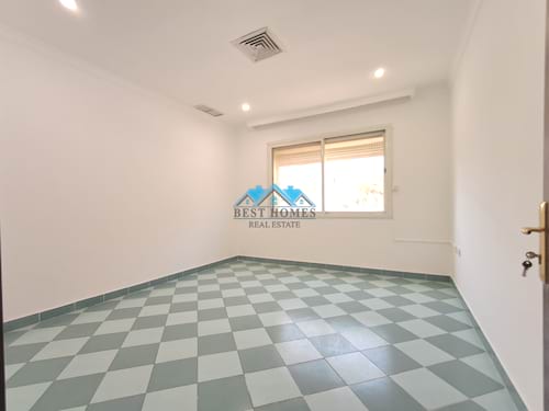 3 Bedrooms Ground Floor Apartment in Salwa