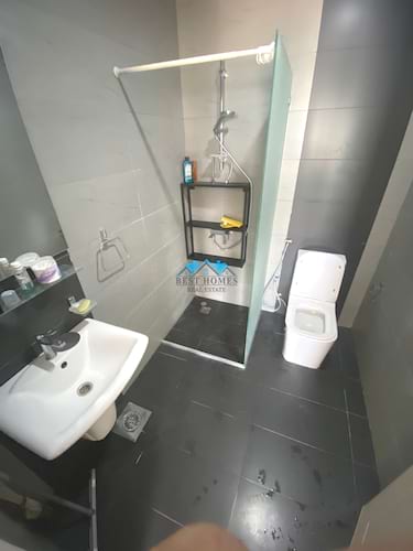 Modern Style 3 Bedrooms Apartment in Salmiya
