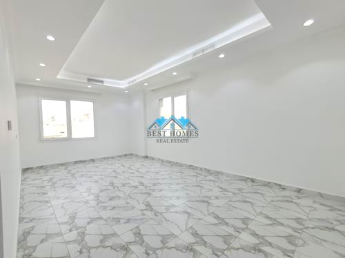 3 Bedrooms Apartment in Rumaithiya