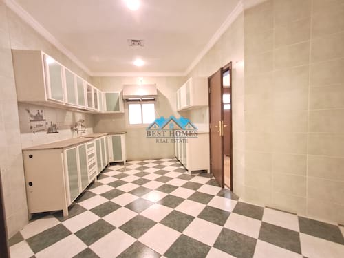 3 Bedrooms Ground Floor Apartment in Salwa