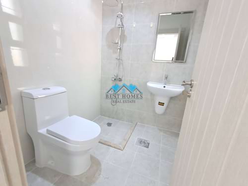 3 Bedrooms Apartment in Rumaithiya