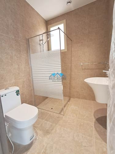 Brand New 5 Bedrooms Floor in Salam Area