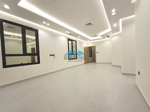 3 Master Bedroom Modern Apartment in Surra