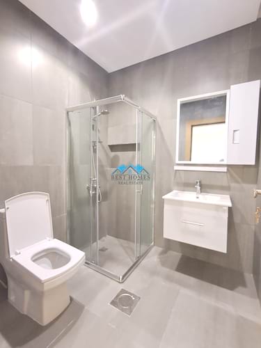 3 Master Bedroom Modern Apartment in Surra