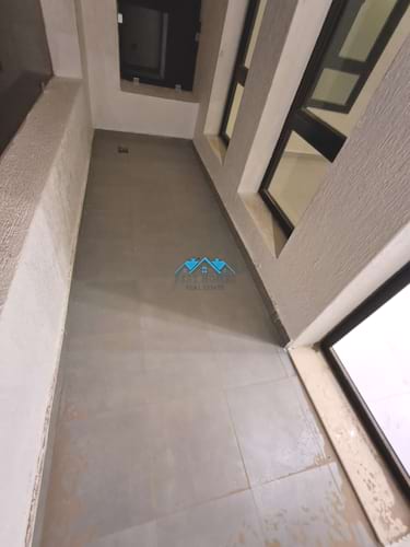 3 Master Bedroom Modern Apartment in Surra