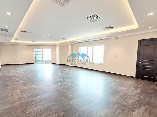 Modern Style 3 Master Bedrooms Floor in West Mishref