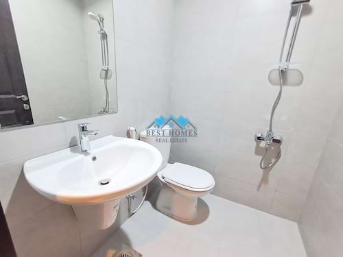 Modern Style 3 Master Bedrooms Floor in West Mishref