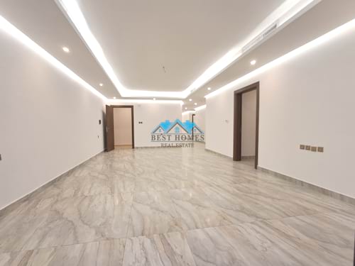 5 Bedrooms Floor with Balcony in Surra Area