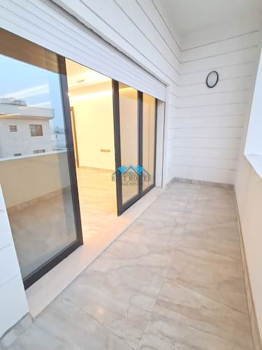 5 Bedrooms Floor with Balcony in Surra Area