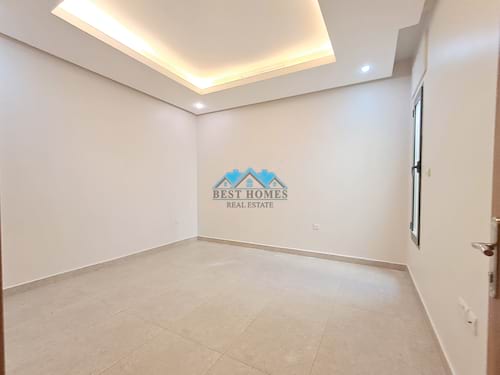 4 Bedrooms Ground Floor in Rumaithiya