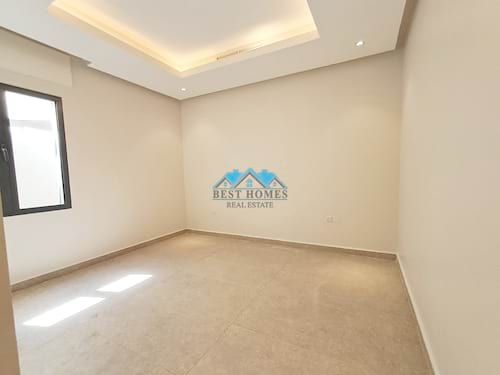 4 Bedrooms Ground Floor in Rumaithiya