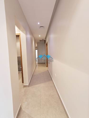 4 Bedrooms Ground Floor in Rumaithiya