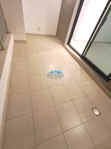 Modern 4 Bedrooms Floor in Abu Fatira