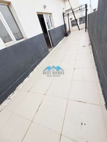 2 Bedrooms Apartment with Balcony in Massayal