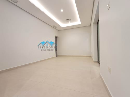Nice and Spacious 4 Bedrooms Basement Floor in Qortuba
