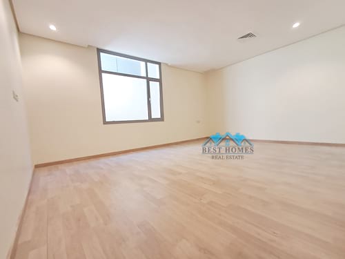 Nice and Spacious 4 Bedrooms Basement Floor in Qortuba