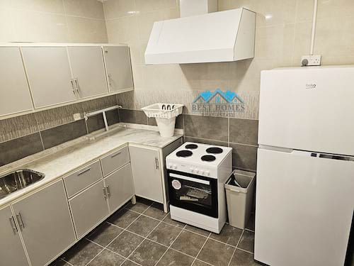 Nice and Modern Style 2 Bedroom Sea View Apartment in Mahboula