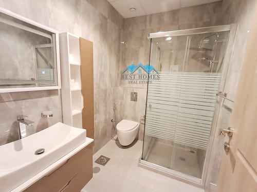 Nice and Spacious 4 Bedrooms Basement Floor in Qortuba