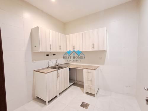 2 Bedrooms Apartment with Balcony in Massayal