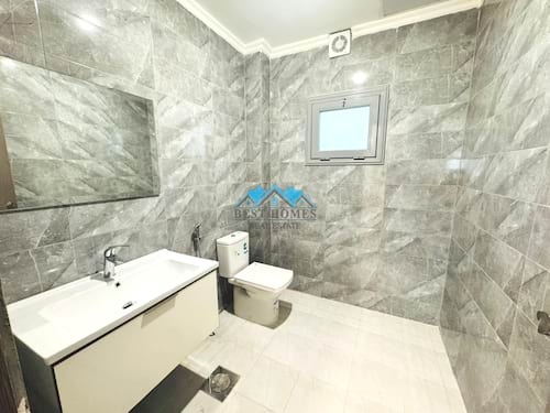 Modern 3 Bedrooms Ground Floor Apartment in Salwa