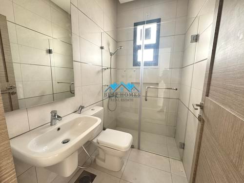 Nice & Affordable 2 Bedrooms Apartment with Rooftop Area in Al Funaiitees